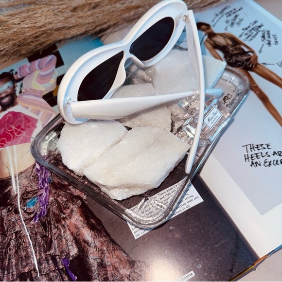 SUNGLASSES White Bubble Frames - Picture 3 of 3